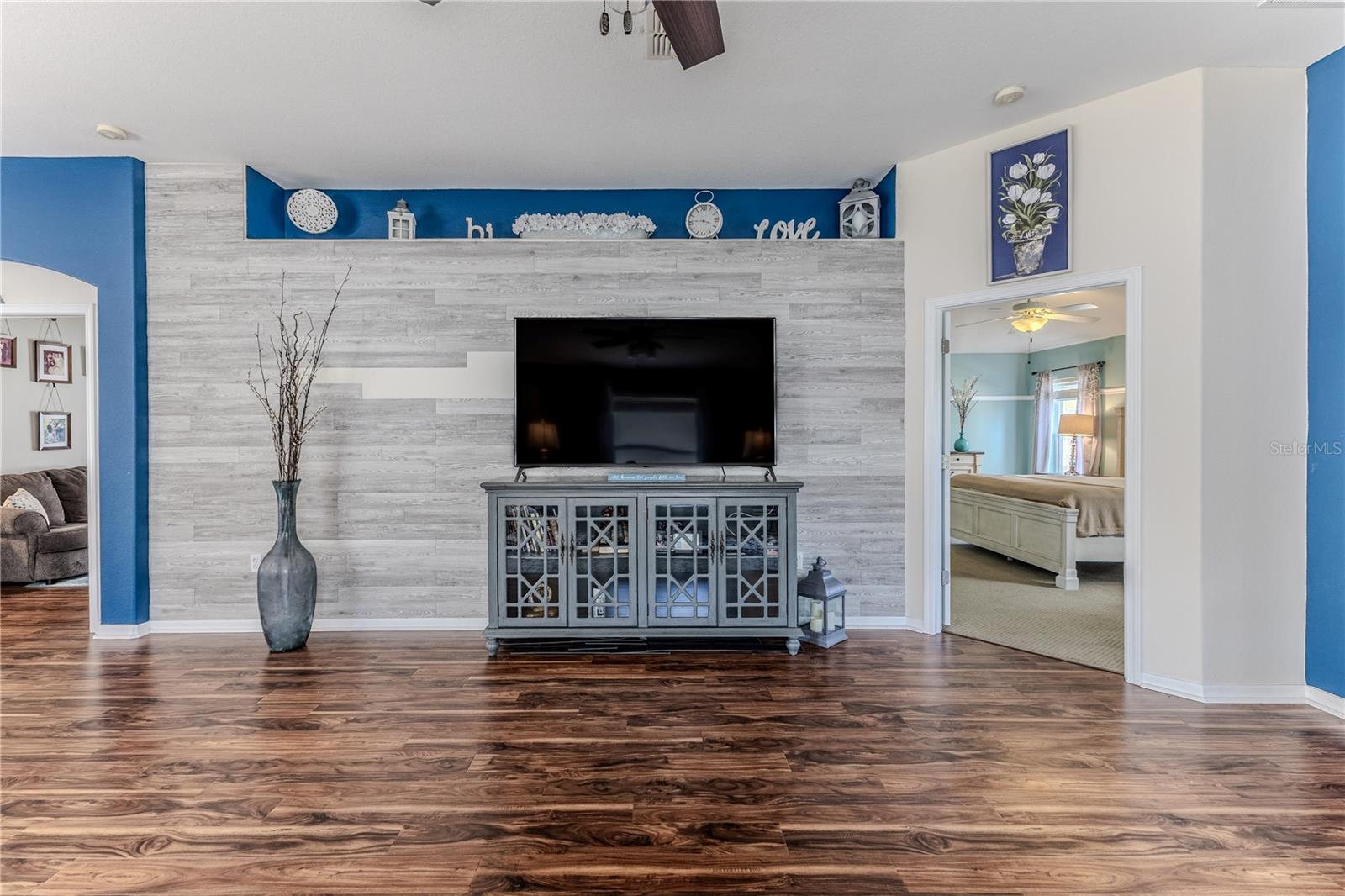 Image 12 of 90 For 18735 Rolling Hills Loop