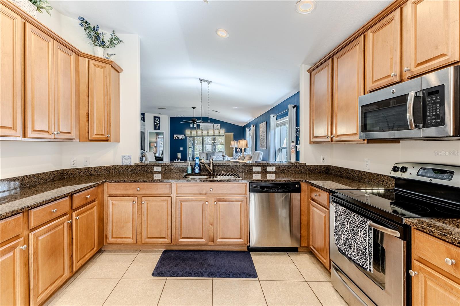 Image 15 of 90 For 18735 Rolling Hills Loop