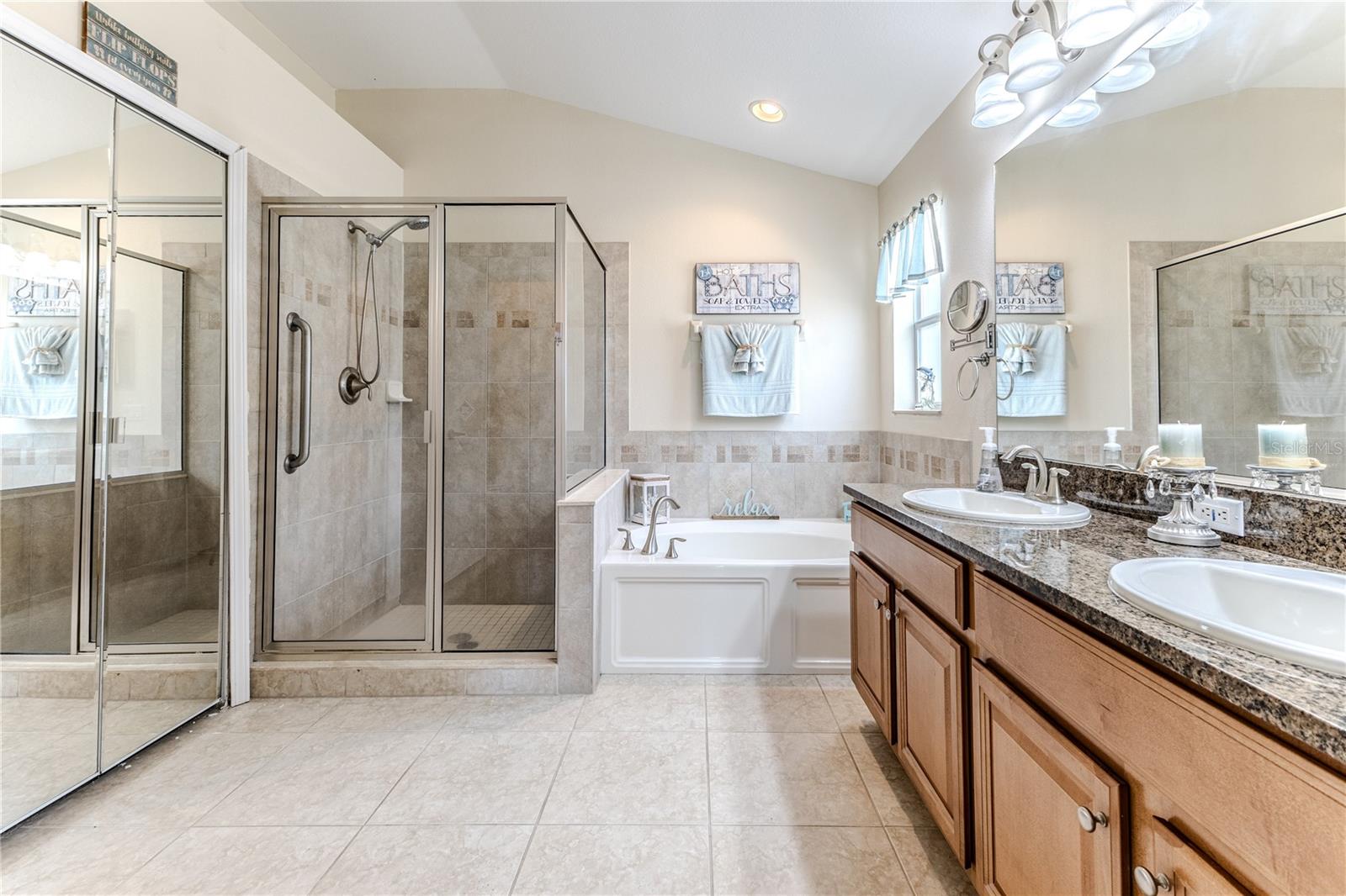 Image 27 of 90 For 18735 Rolling Hills Loop