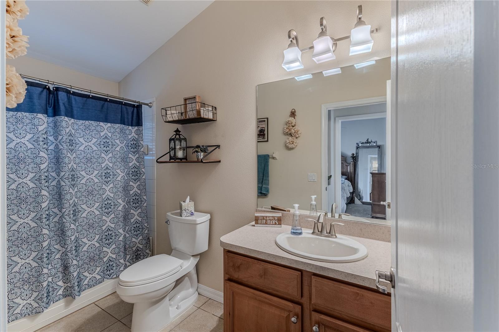 Image 35 of 90 For 18735 Rolling Hills Loop