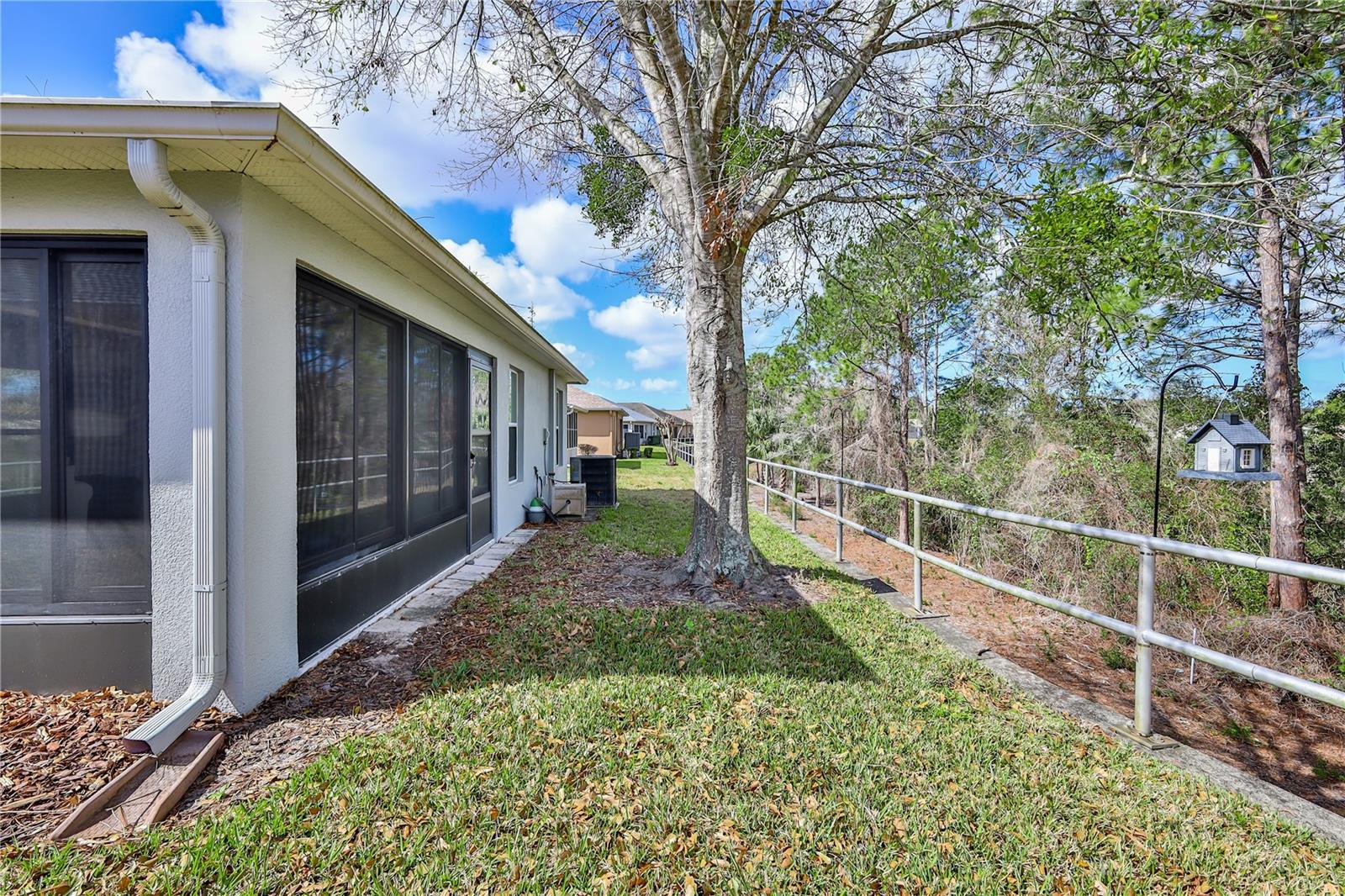 Image 43 of 90 For 18735 Rolling Hills Loop