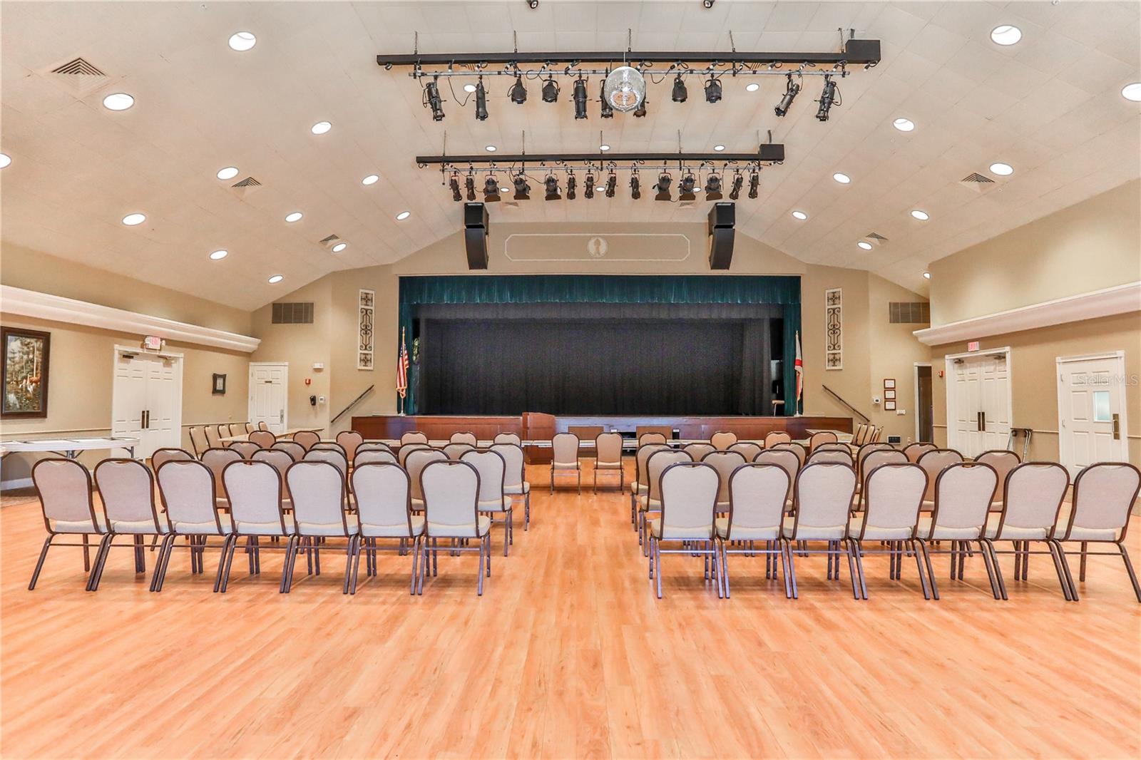 Image 75 of 90 For 18735 Rolling Hills Loop