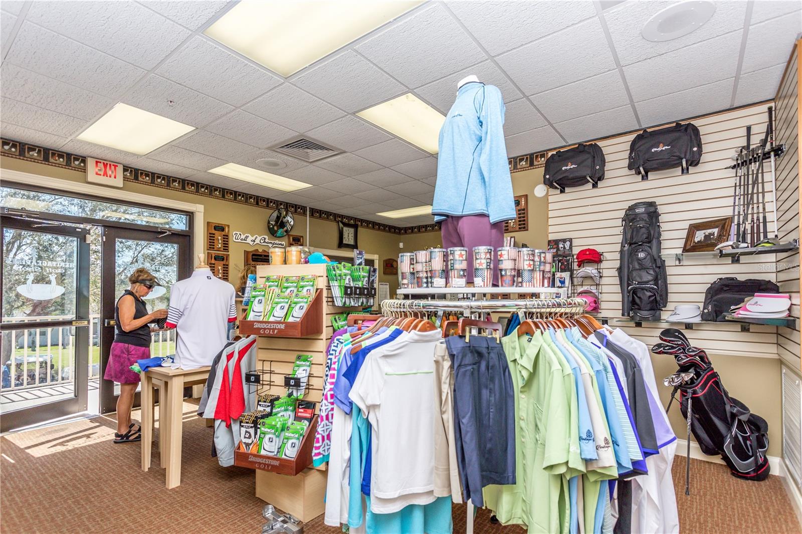 Image 77 of 90 For 18735 Rolling Hills Loop