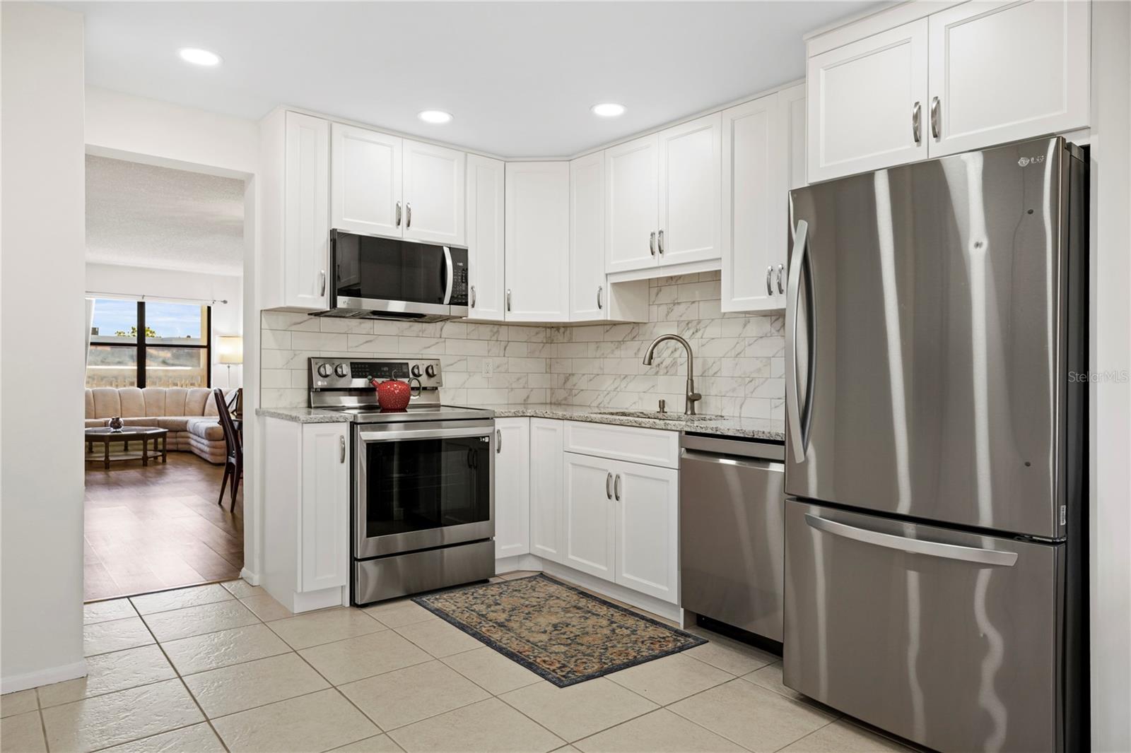 Image 14 of 48 For 4910 Bay Street Ne 311