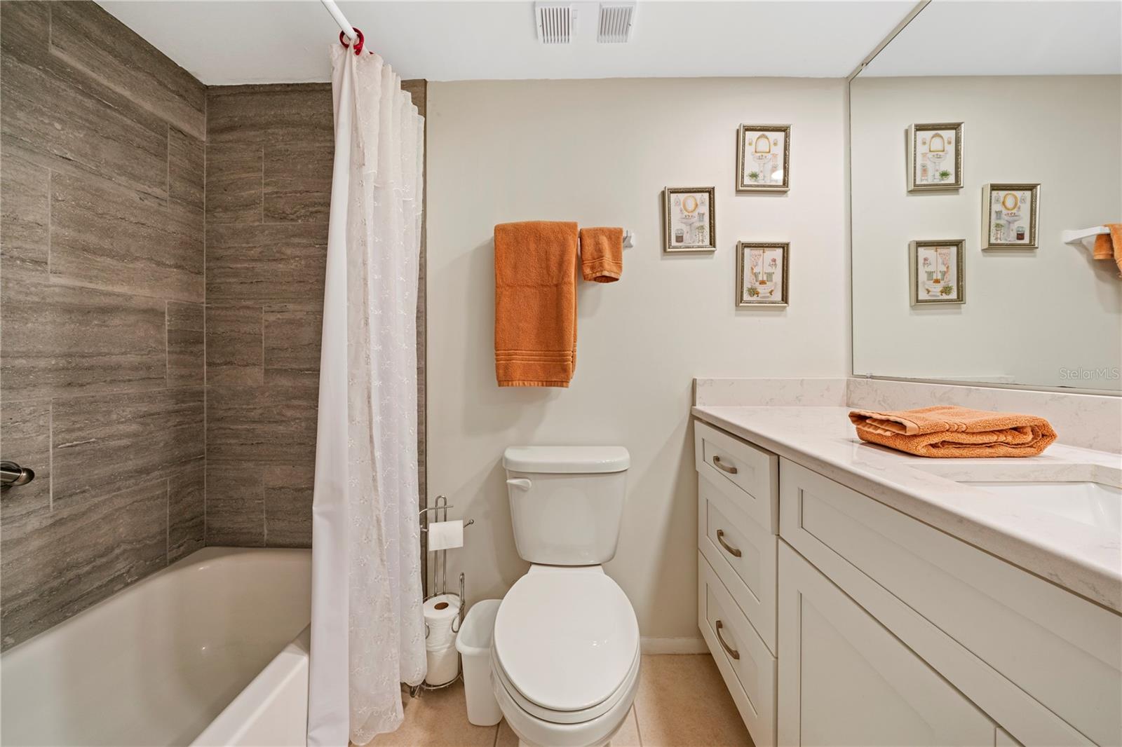 Image 31 of 48 For 4910 Bay Street Ne 311