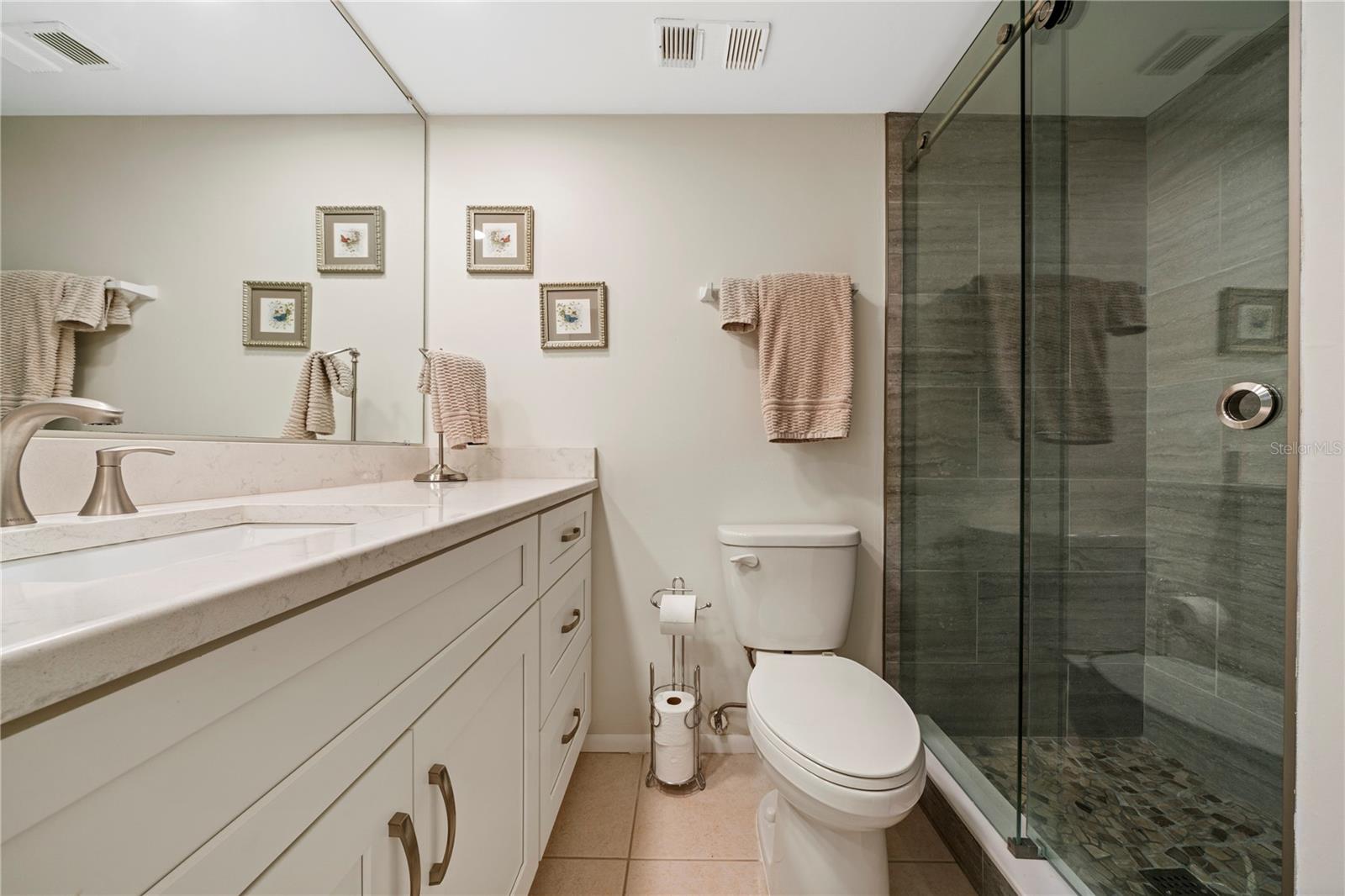 Image 33 of 48 For 4910 Bay Street Ne 311