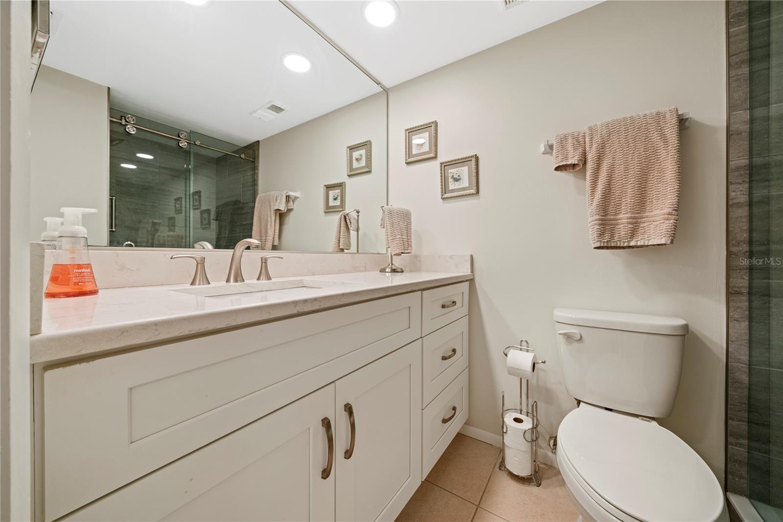 Image 34 of 48 For 4910 Bay Street Ne 311