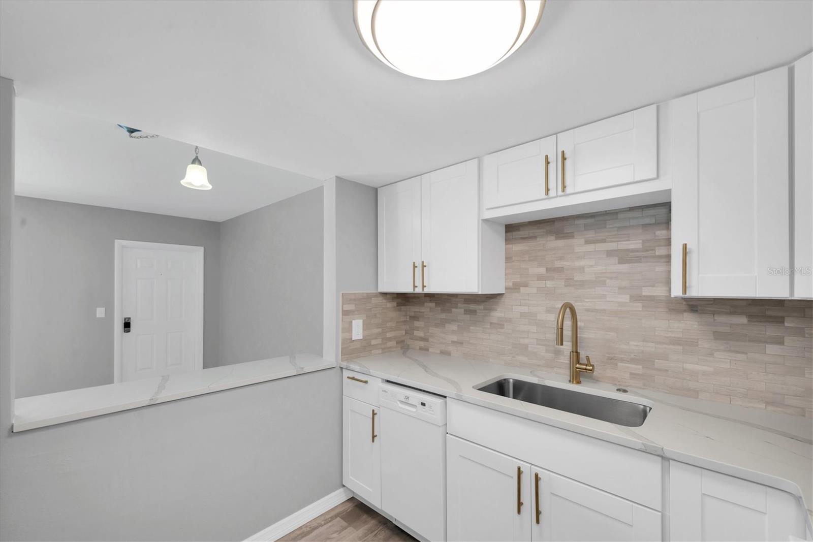 Image 10 of 38 For 2043 Denmark Street 67