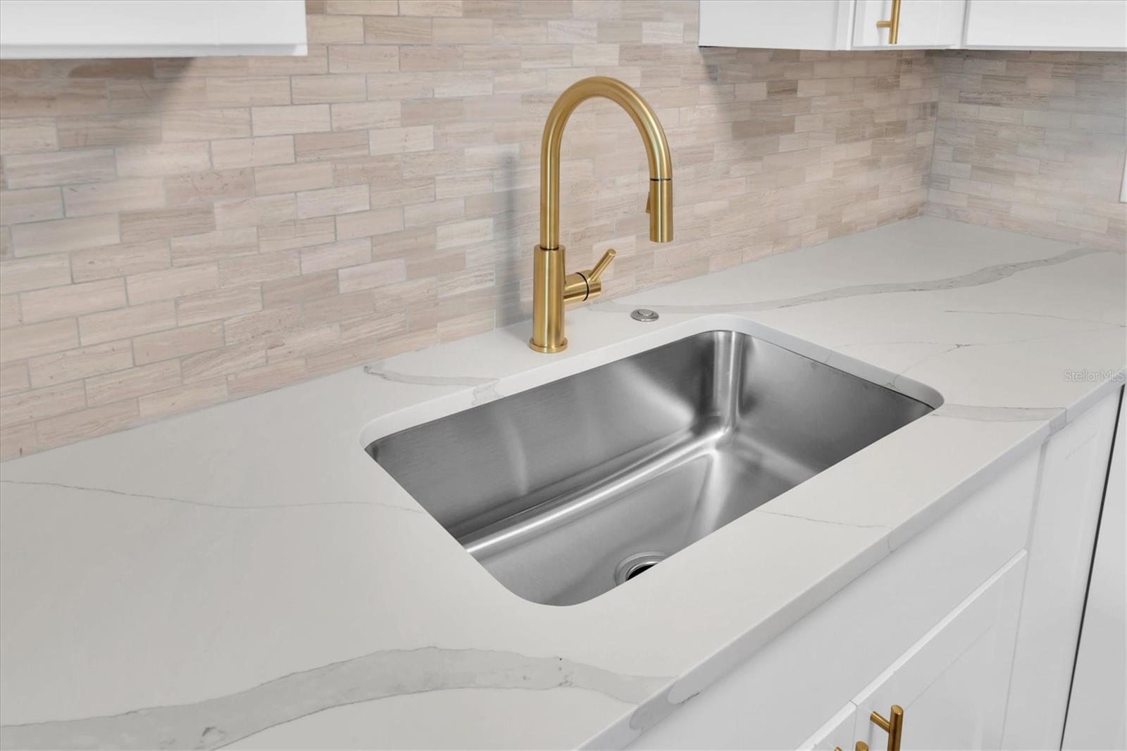 Image 11 of 38 For 2043 Denmark Street 67