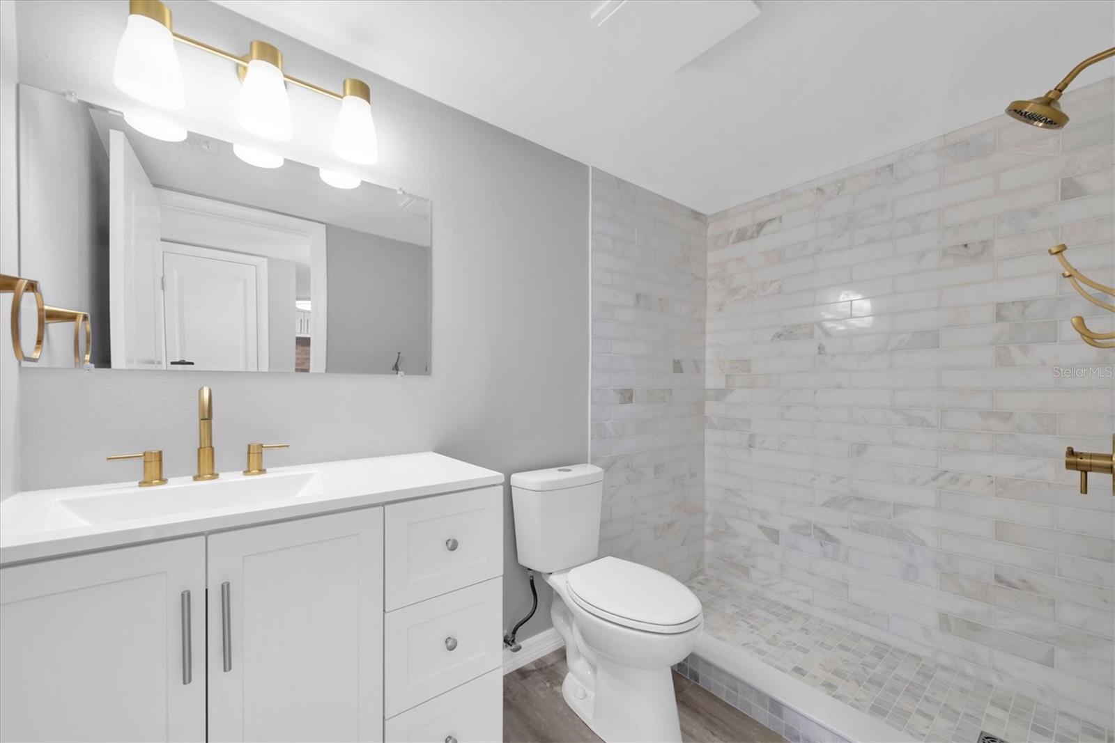 Image 18 of 38 For 2043 Denmark Street 67