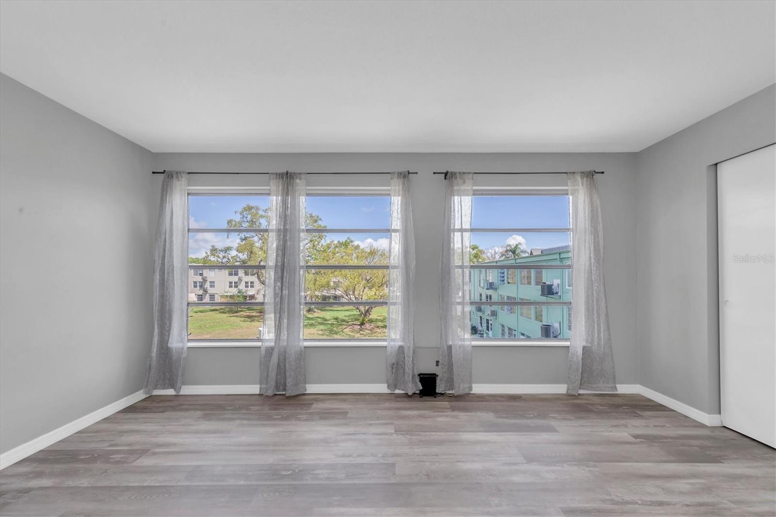 Image 22 of 38 For 2043 Denmark Street 67