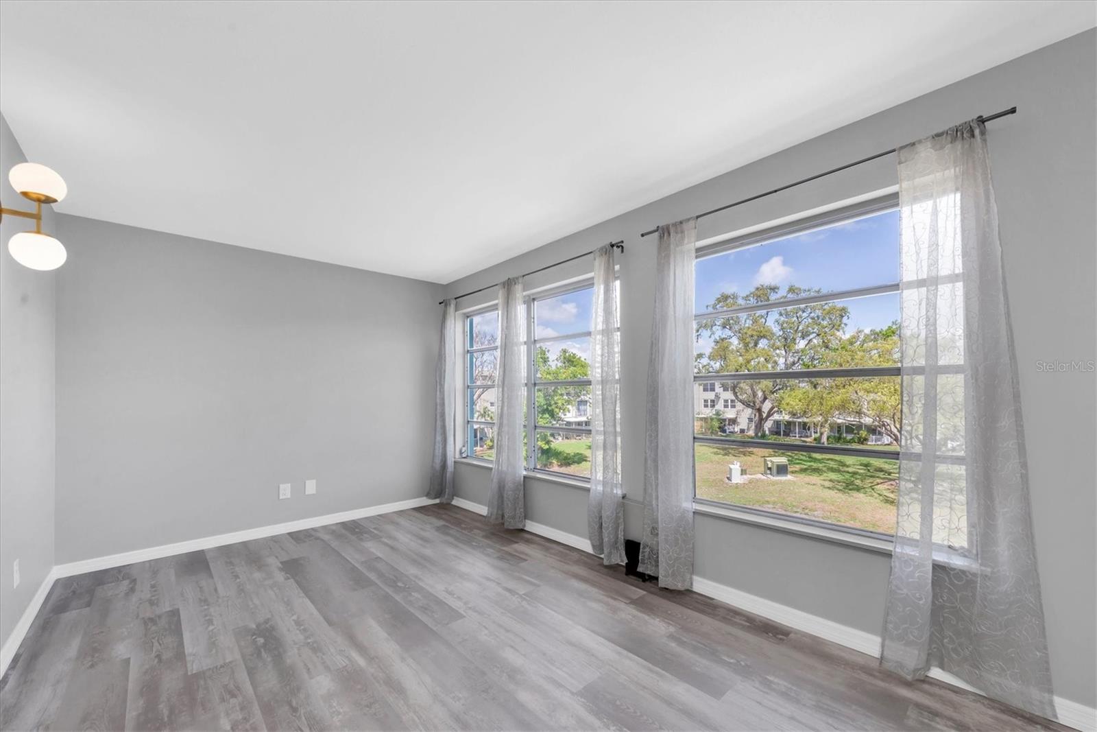 Image 23 of 38 For 2043 Denmark Street 67