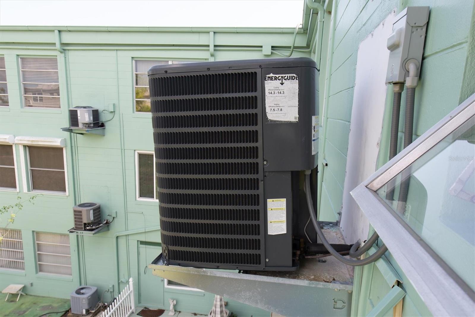 Image 25 of 38 For 2043 Denmark Street 67