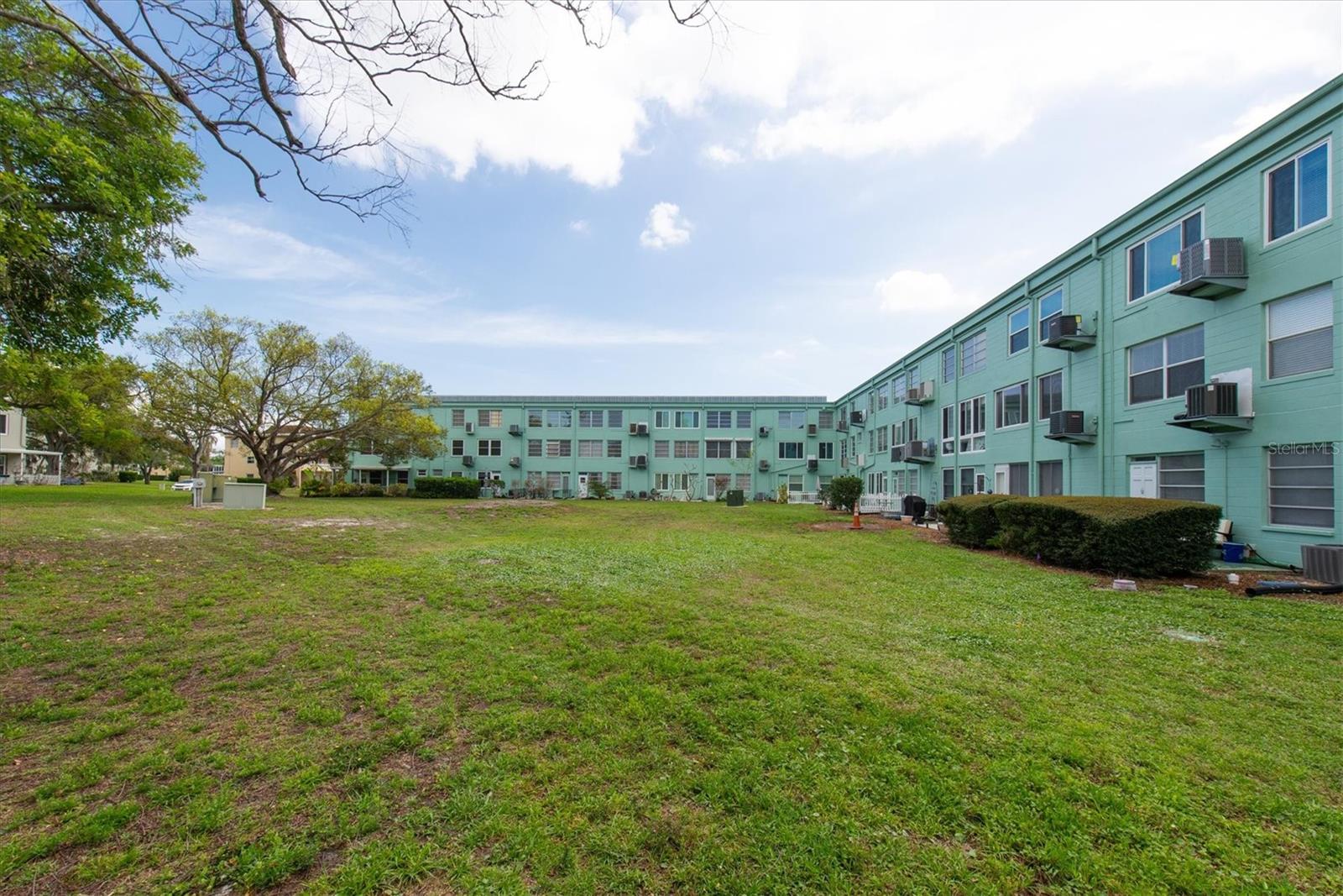 Image 26 of 38 For 2043 Denmark Street 67