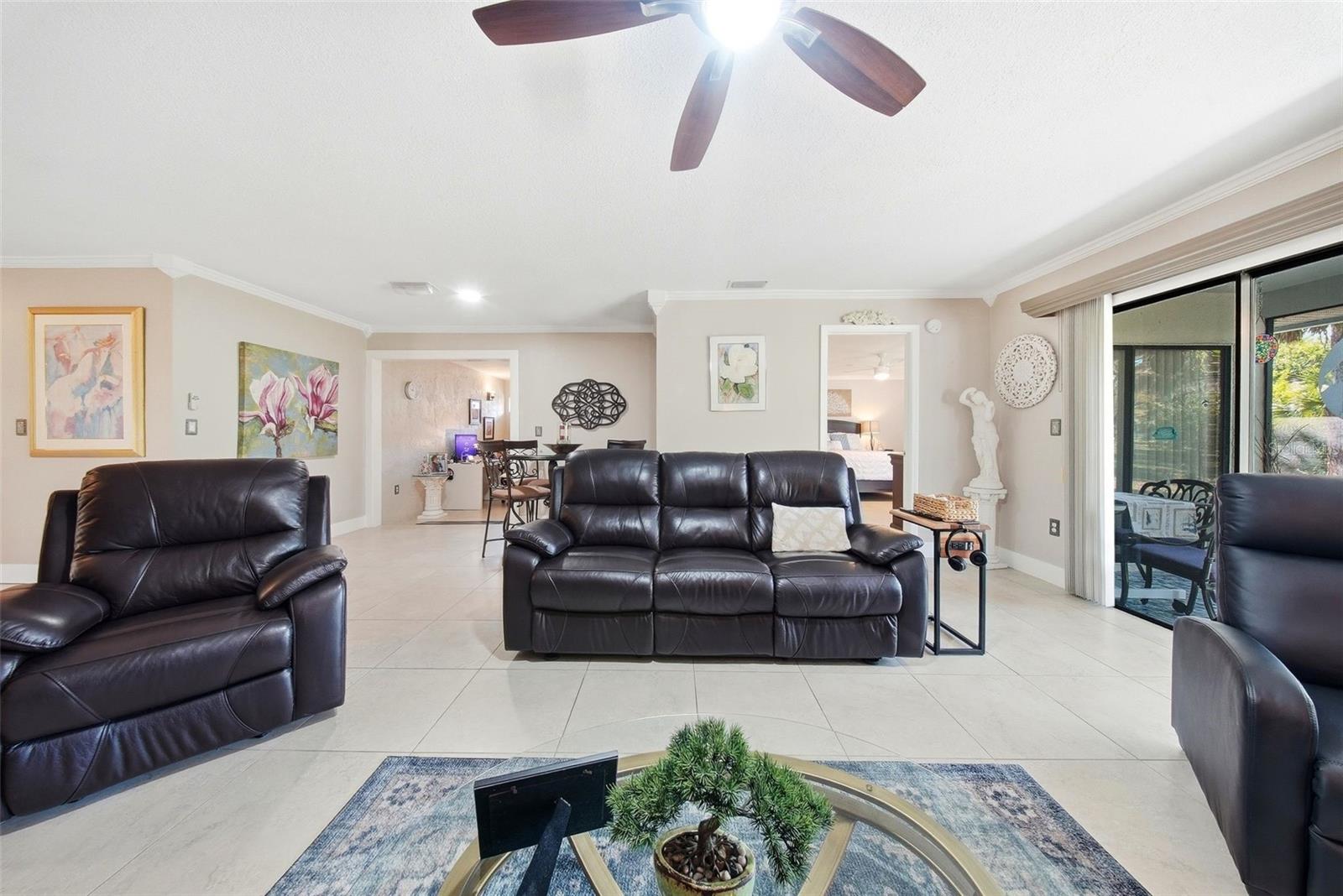 Image 14 of 56 For 4522 Rickover Court