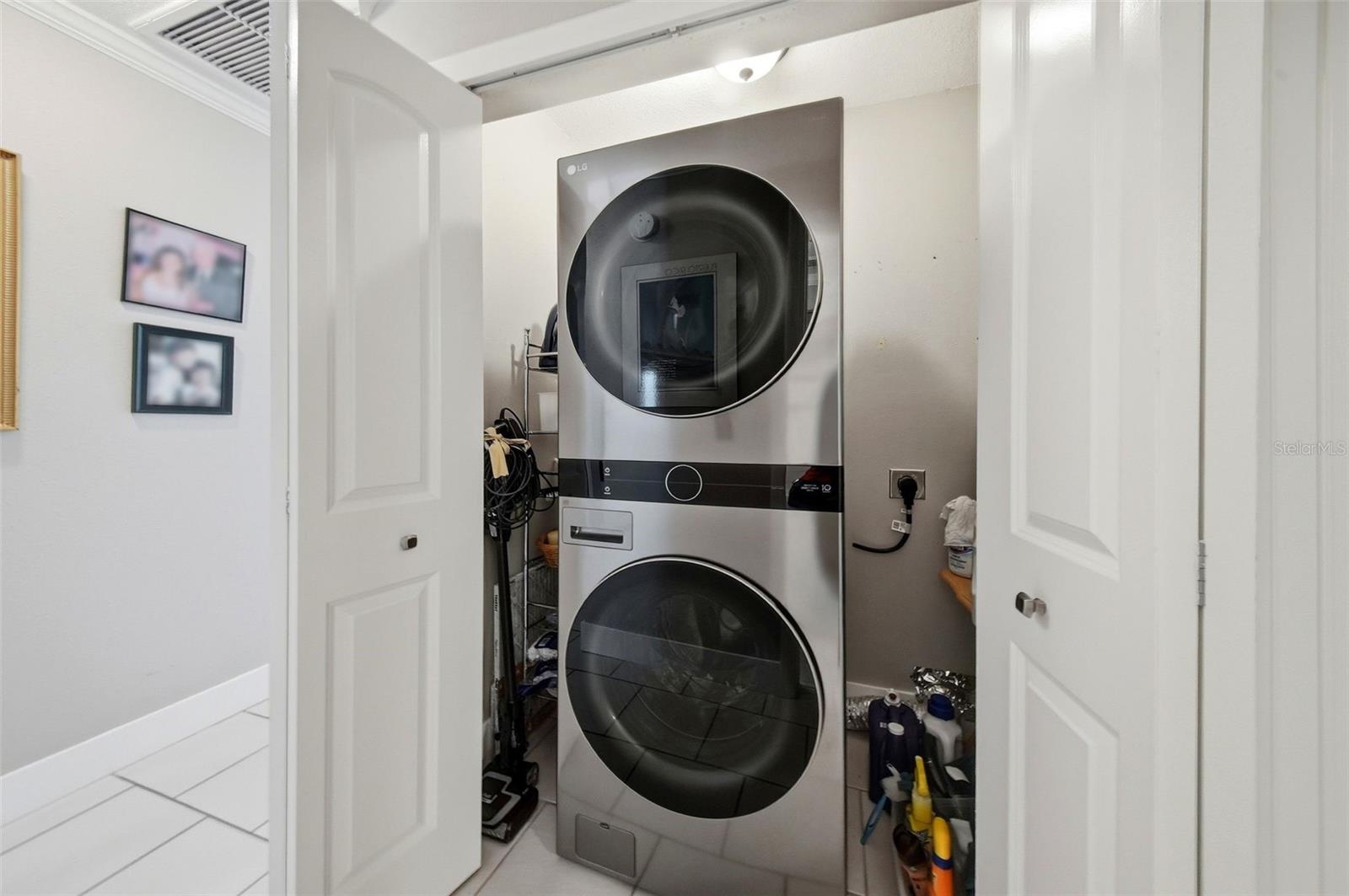 Image 28 of 56 For 4522 Rickover Court