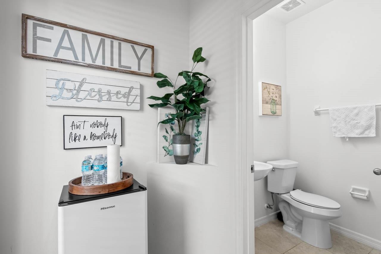 Image 11 of 65 For 6262 Goldcoast Avenue