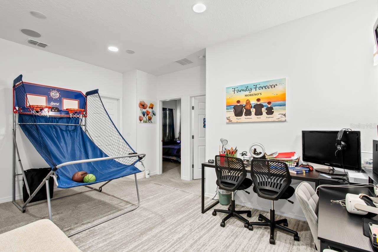 Image 15 of 65 For 6262 Goldcoast Avenue