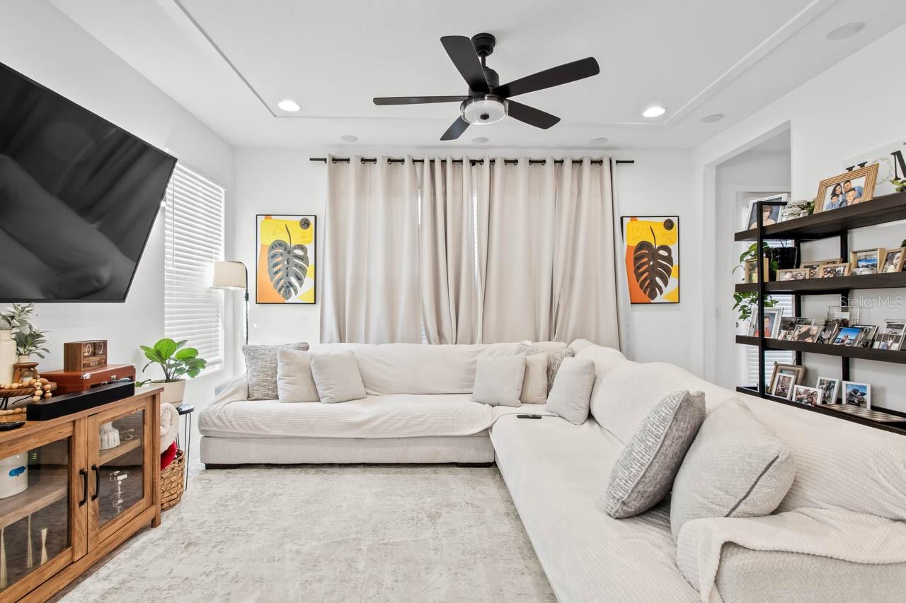 Image 7 of 65 For 6262 Goldcoast Avenue