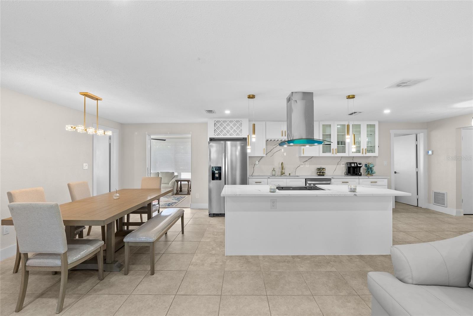 Image 12 of 42 For 3370 Harbor Lake Dr