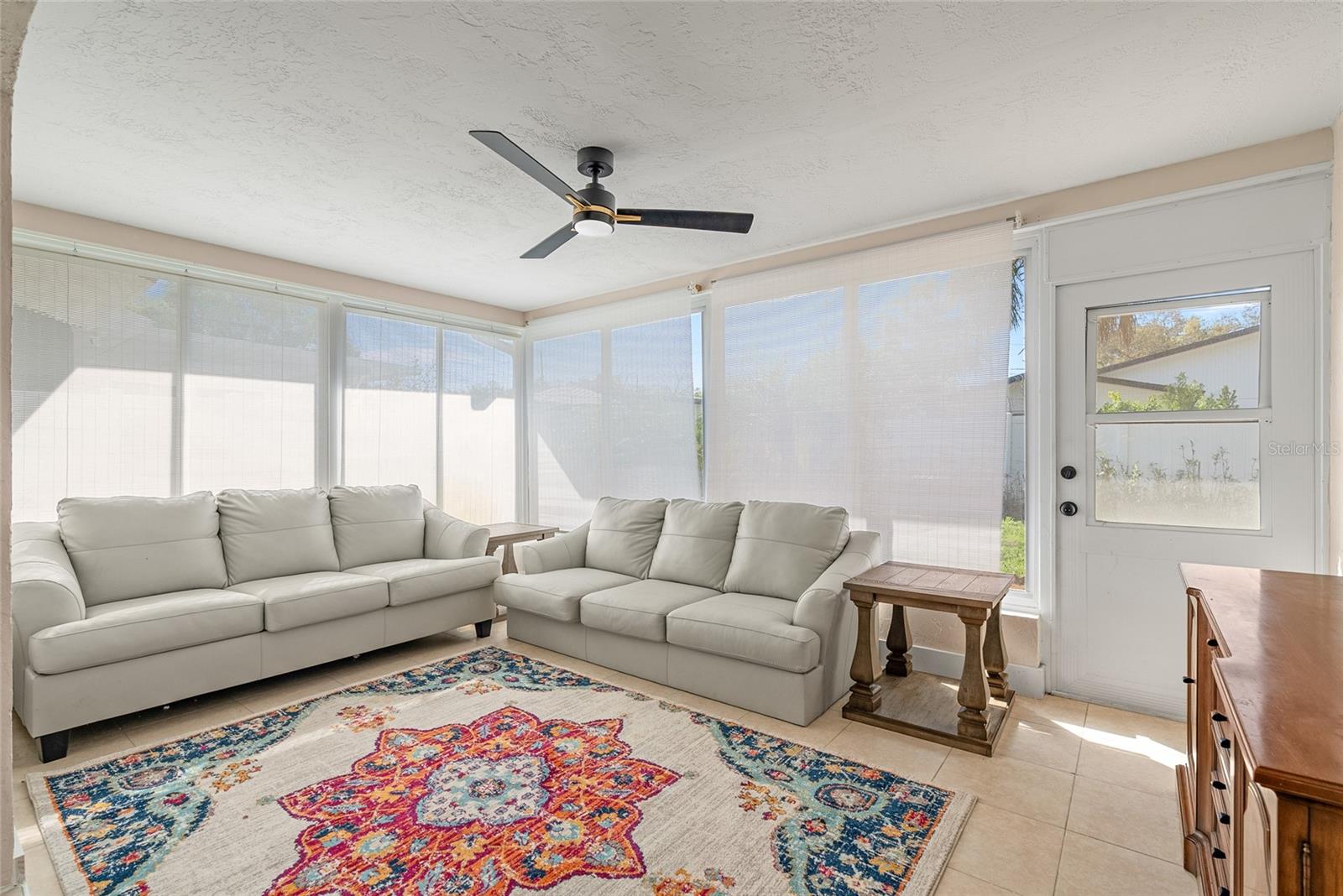 Image 13 of 42 For 3370 Harbor Lake Dr