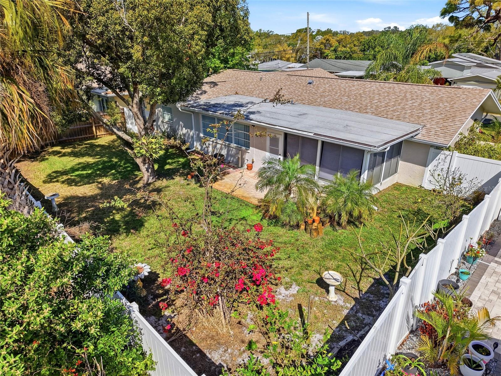 Image 30 of 42 For 3370 Harbor Lake Dr