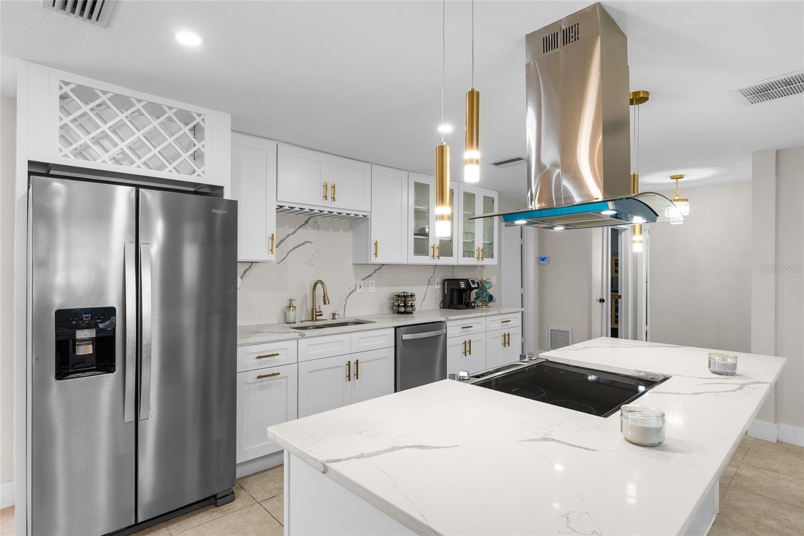 Image 8 of 42 For 3370 Harbor Lake Dr