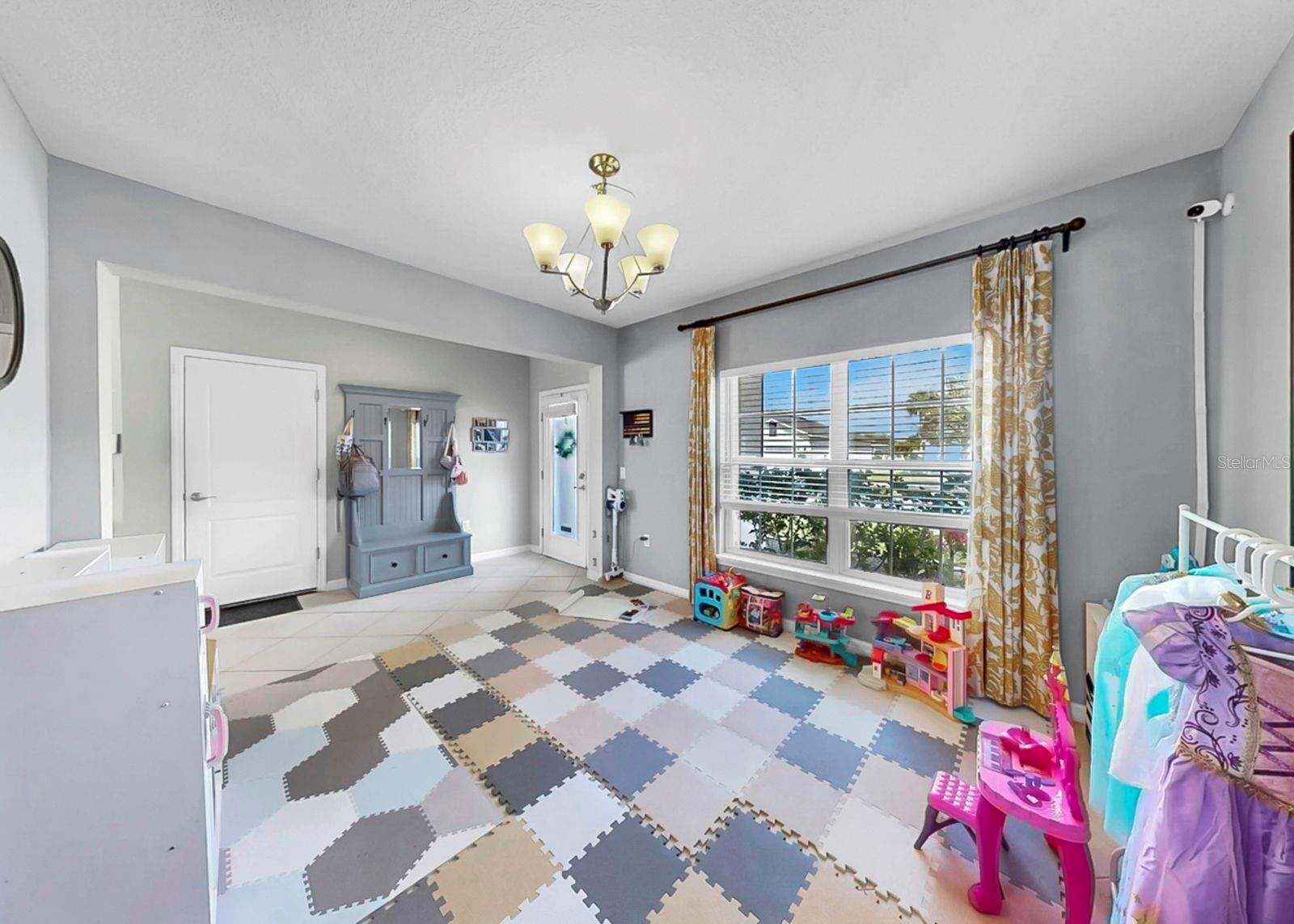 Image 16 of 41 For 8105 Rothbury Hills Place