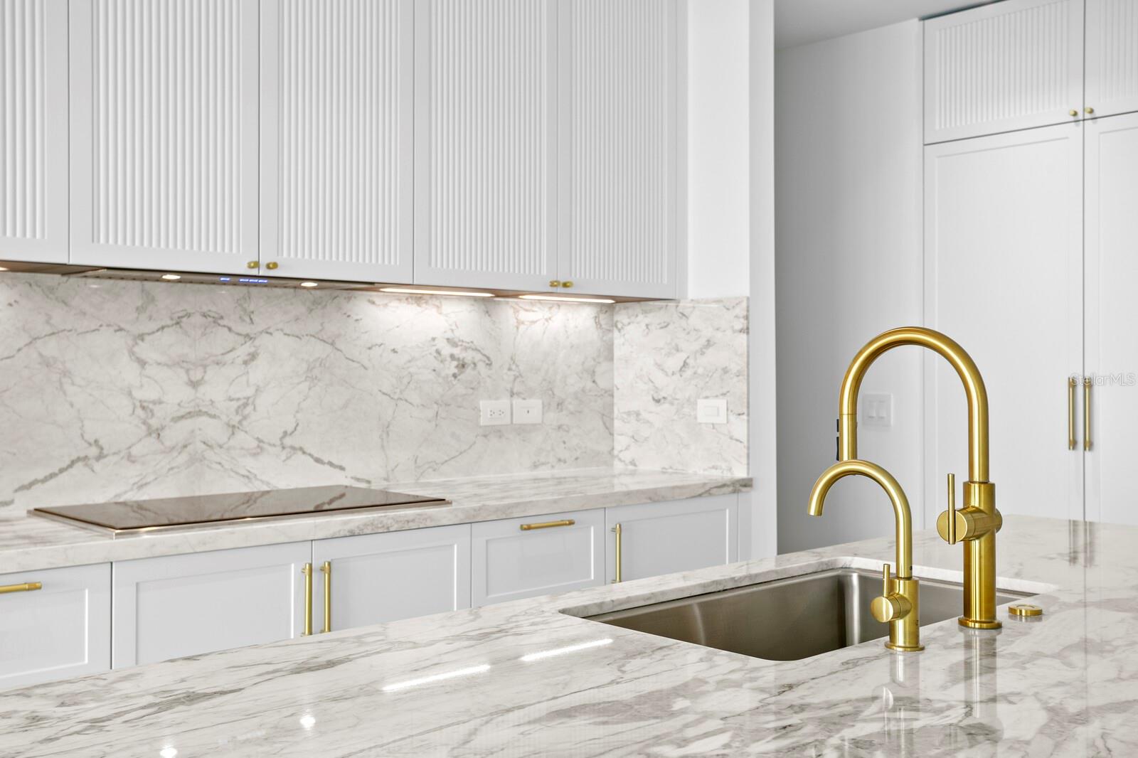 Image 18 of 100 For 3015 Ysabella Avenue 2402