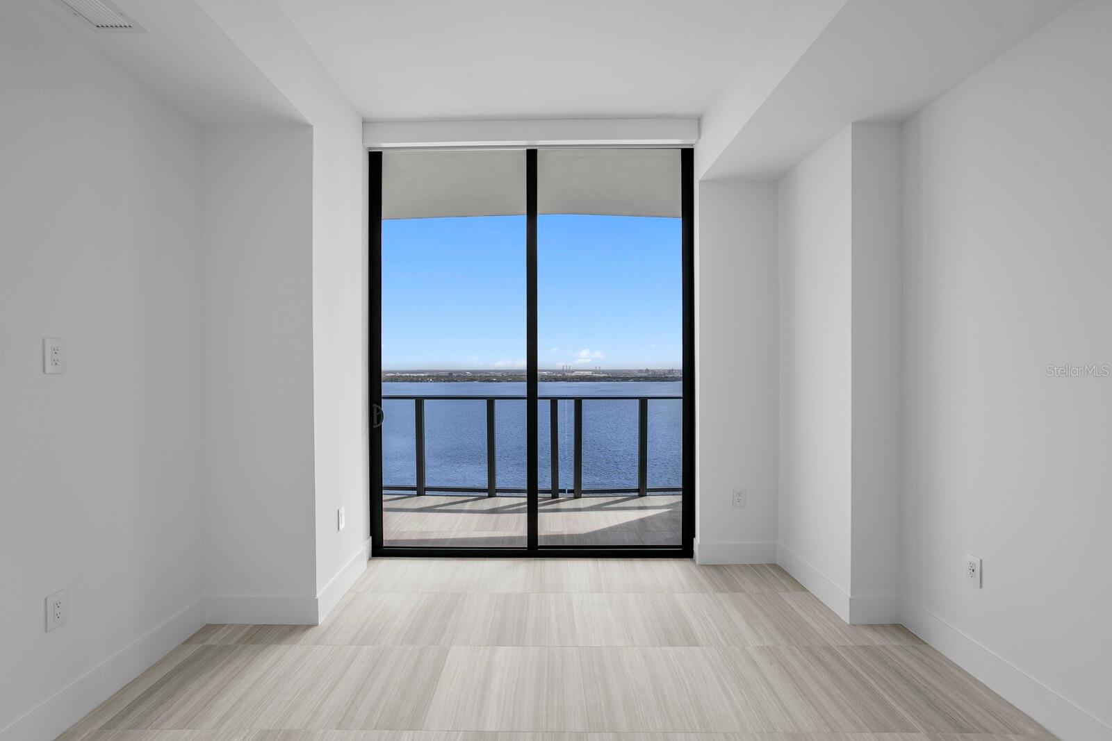 Image 40 of 100 For 3015 Ysabella Avenue 2402