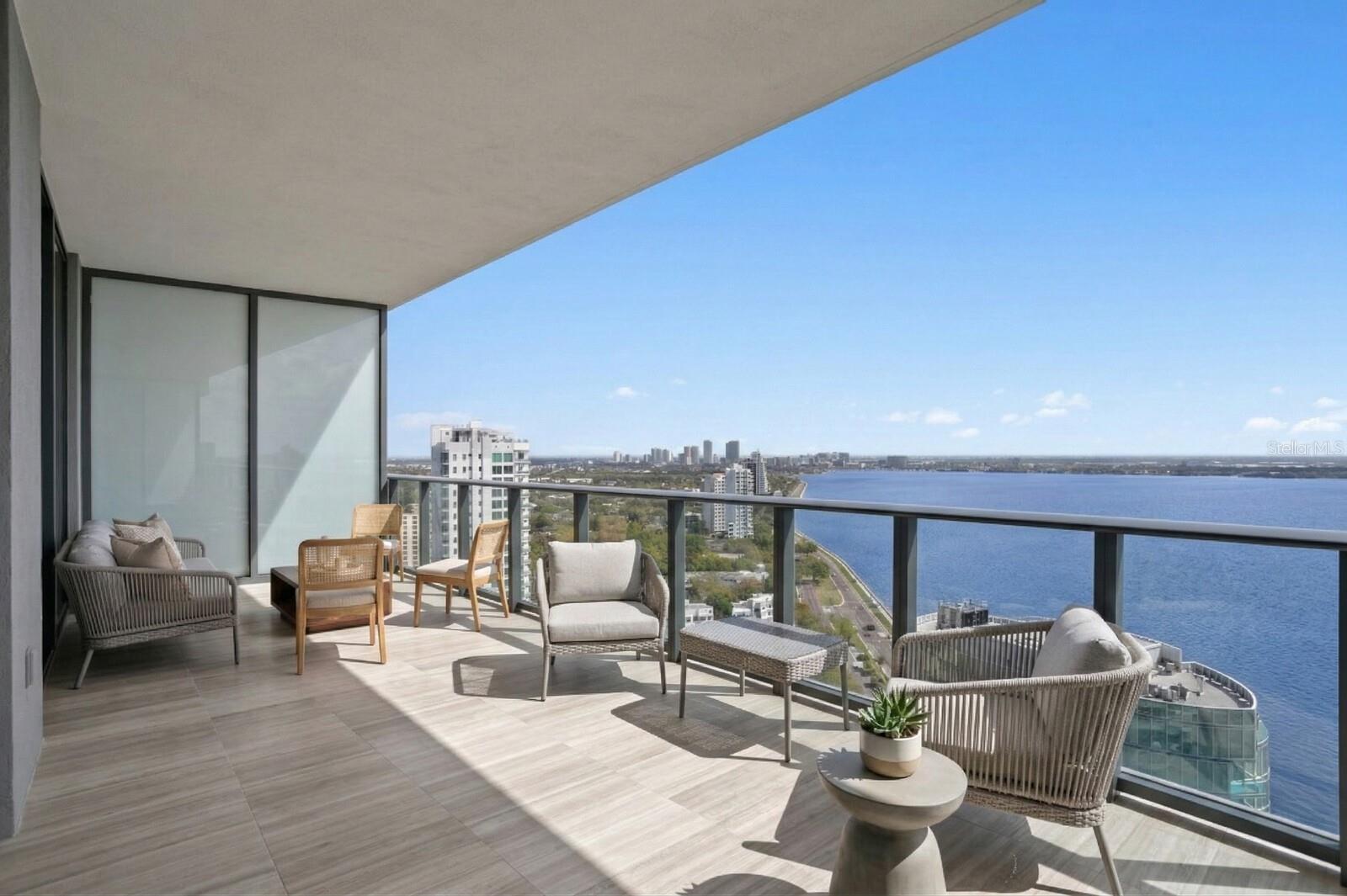 Image 5 of 100 For 3015 Ysabella Avenue 2402