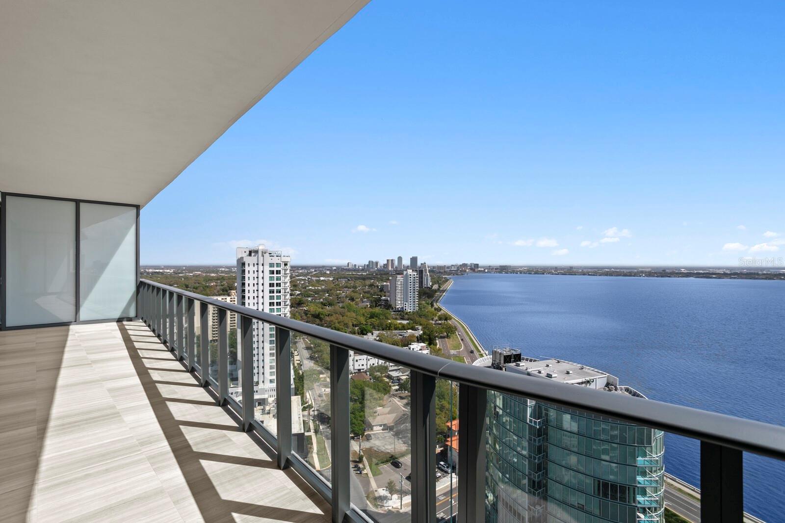 Image 52 of 100 For 3015 Ysabella Avenue 2402