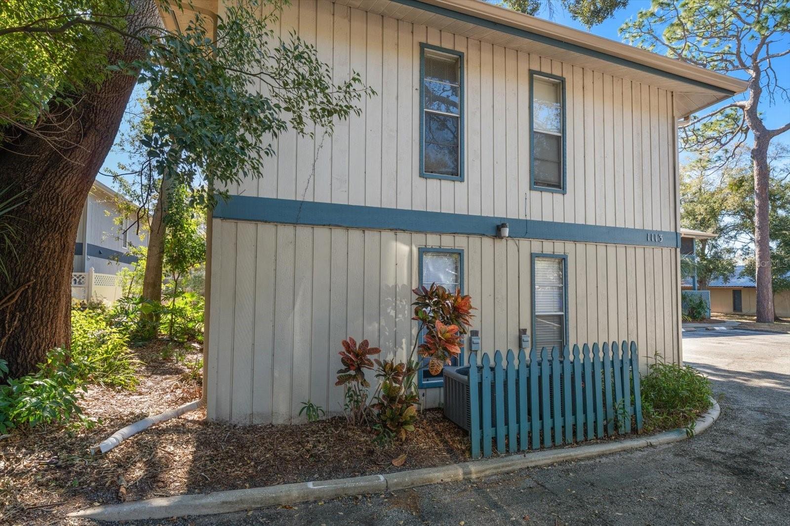 Image 18 of 29 For 1113 Ohio Avenue