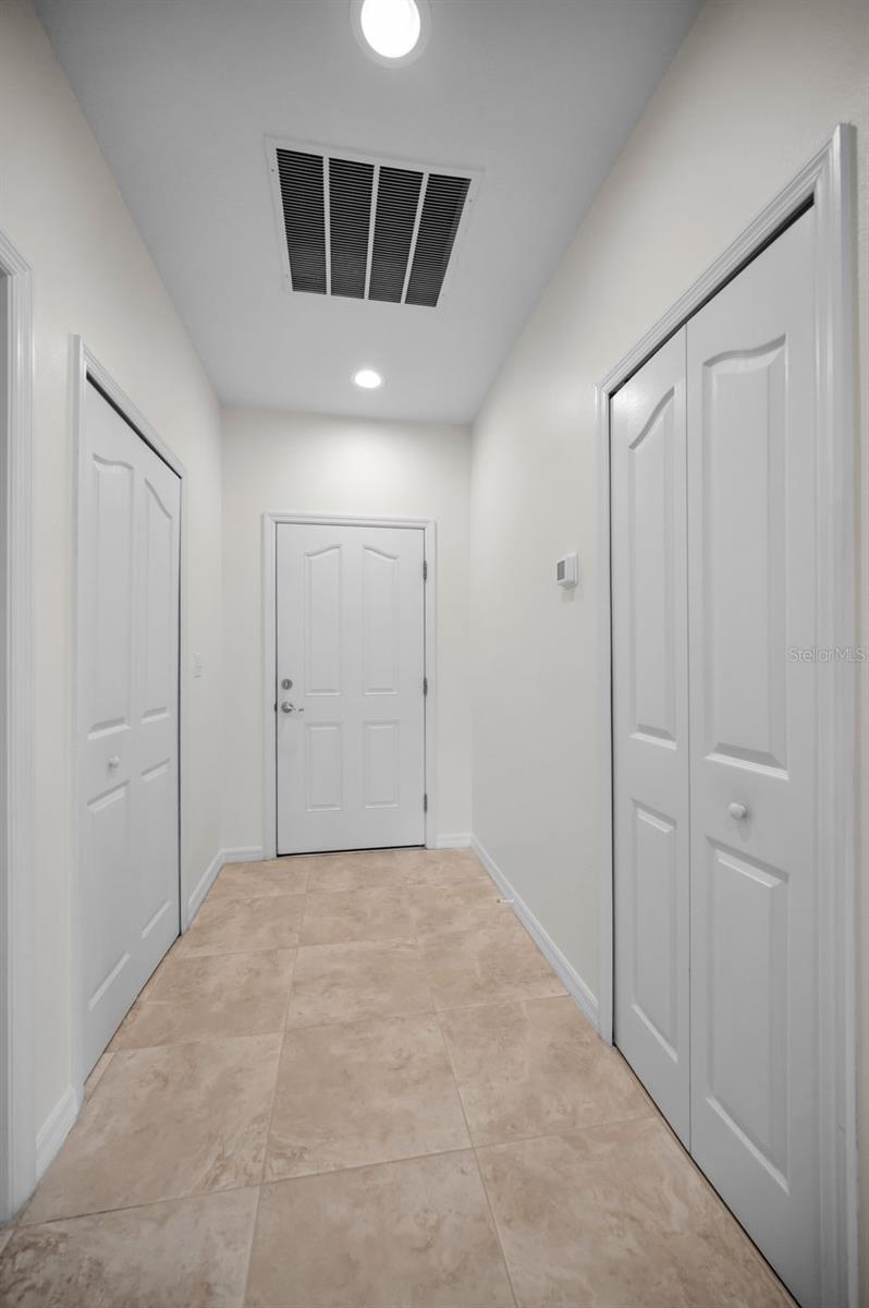 Image 19 of 58 For 606 Wells Court 202