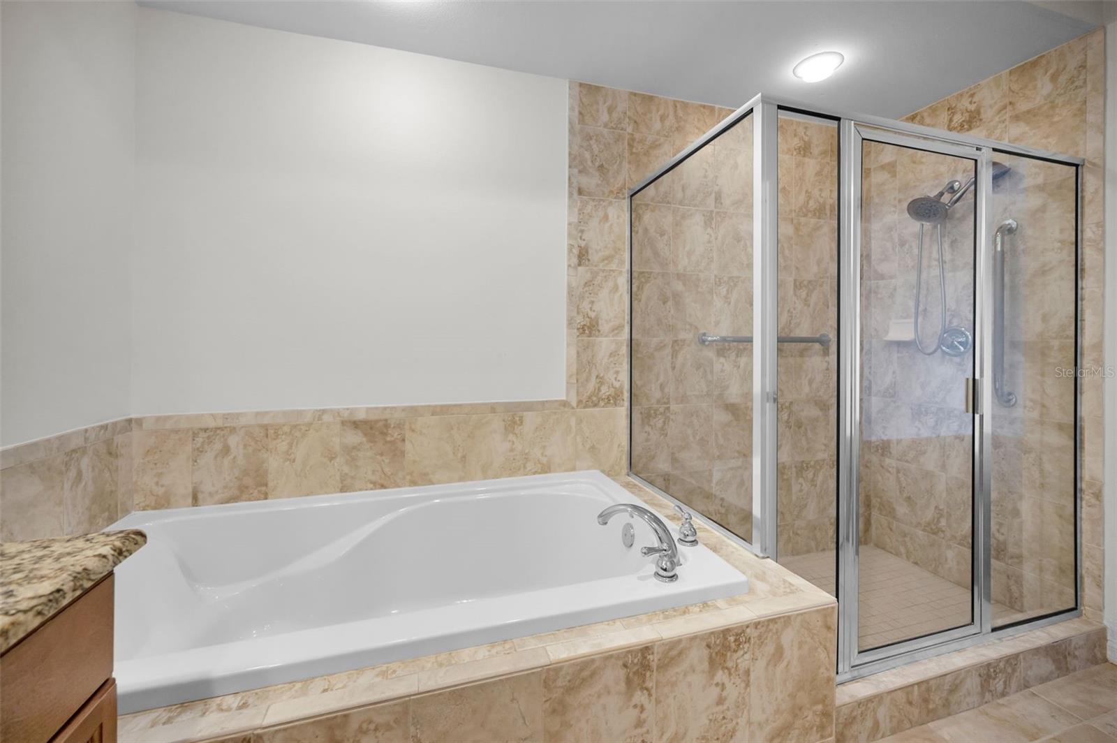 Image 36 of 58 For 606 Wells Court 202