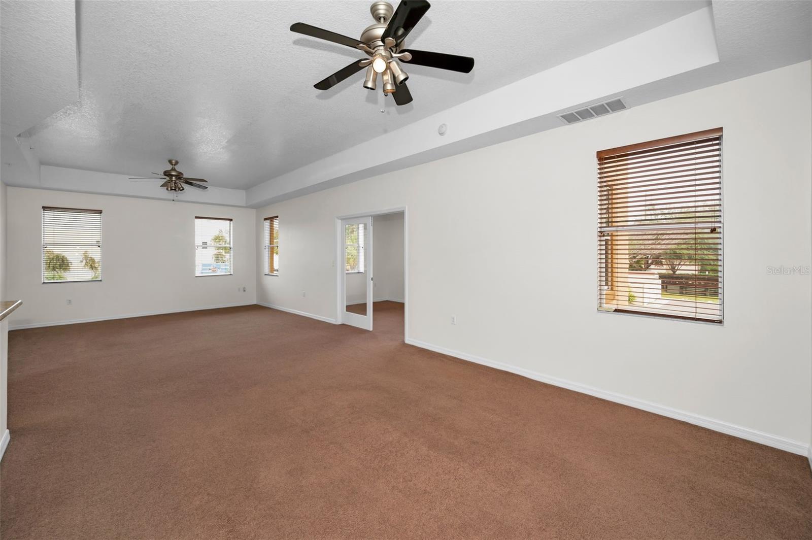 Image 9 of 58 For 606 Wells Court 202