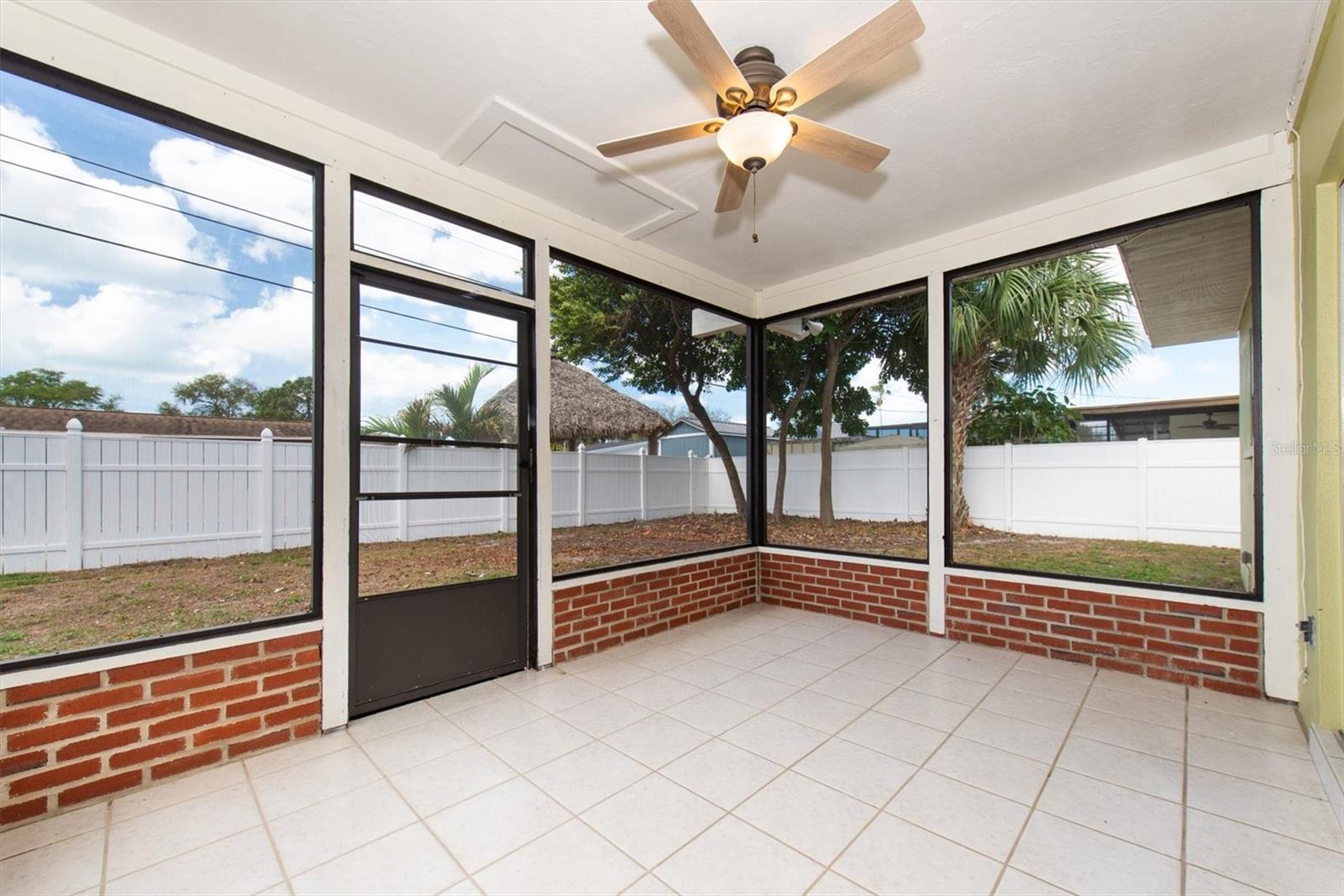 Image 23 of 30 For 1040 Britton Street