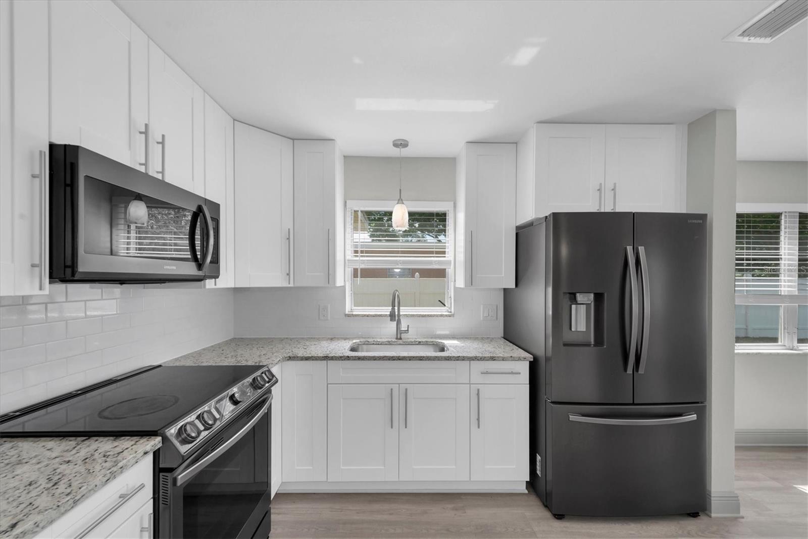 Image 4 of 30 For 1040 Britton Street