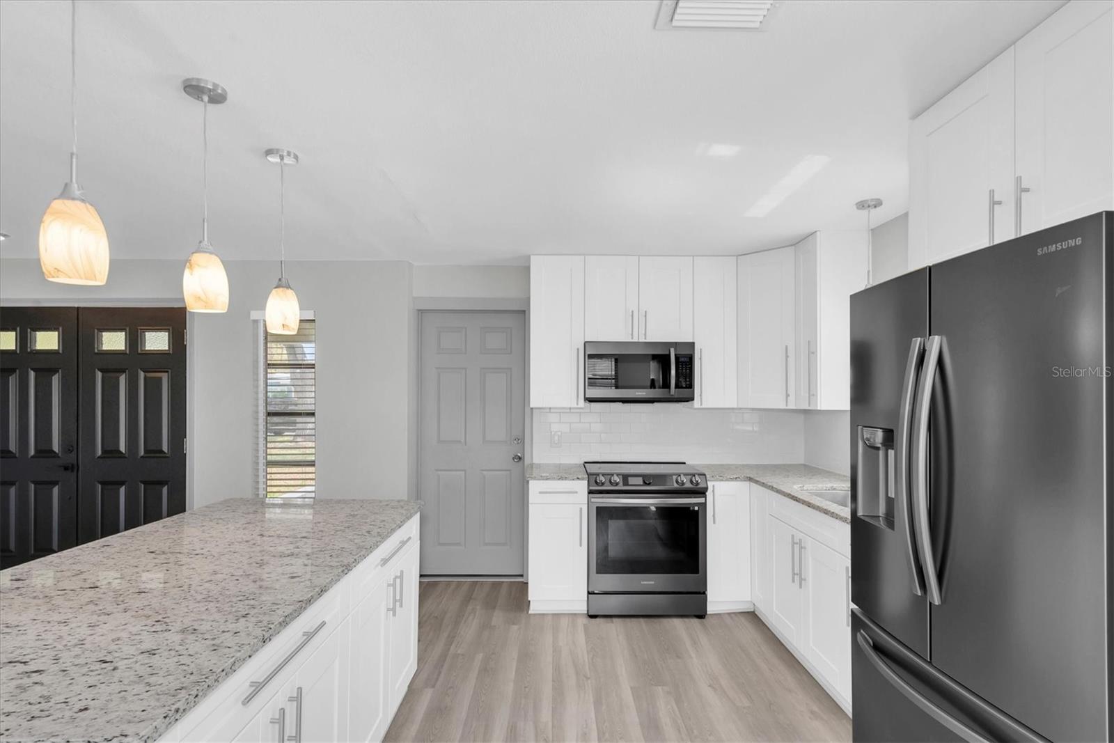 Image 5 of 30 For 1040 Britton Street