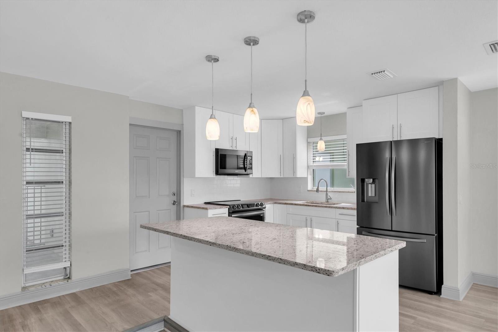 Image 6 of 30 For 1040 Britton Street