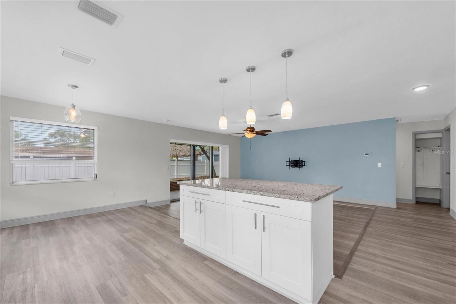 Image 7 of 30 For 1040 Britton Street