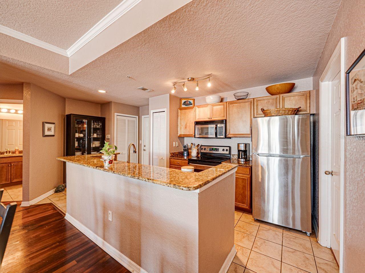 Image 10 of 66 For 700 Harbour Island Boulevard 204