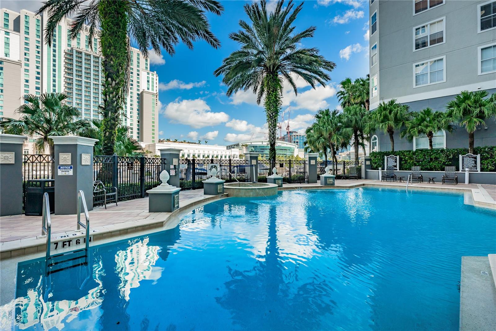 Image 36 of 66 For 700 Harbour Island Boulevard 204