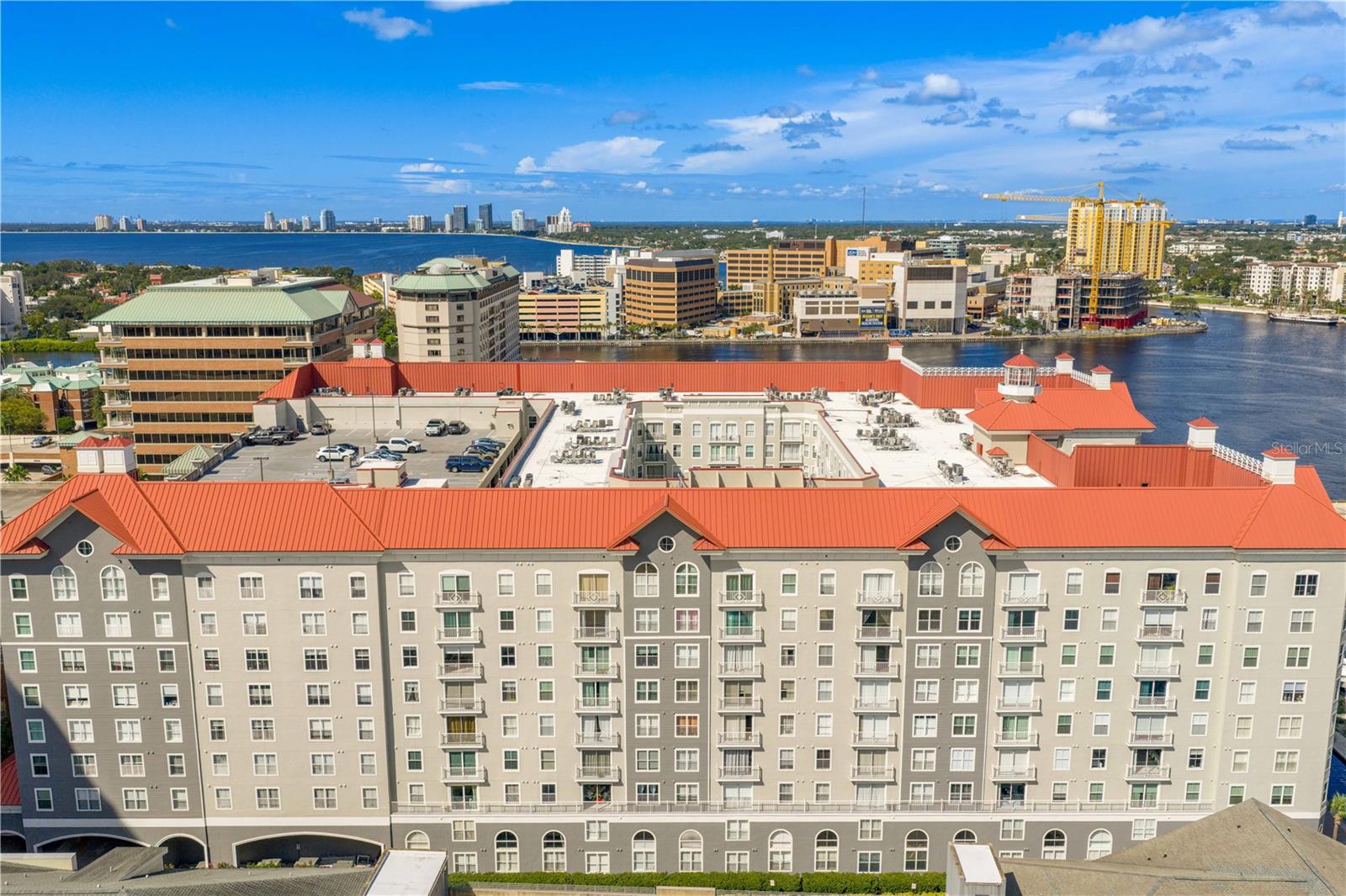 Image 4 of 66 For 700 Harbour Island Boulevard 204