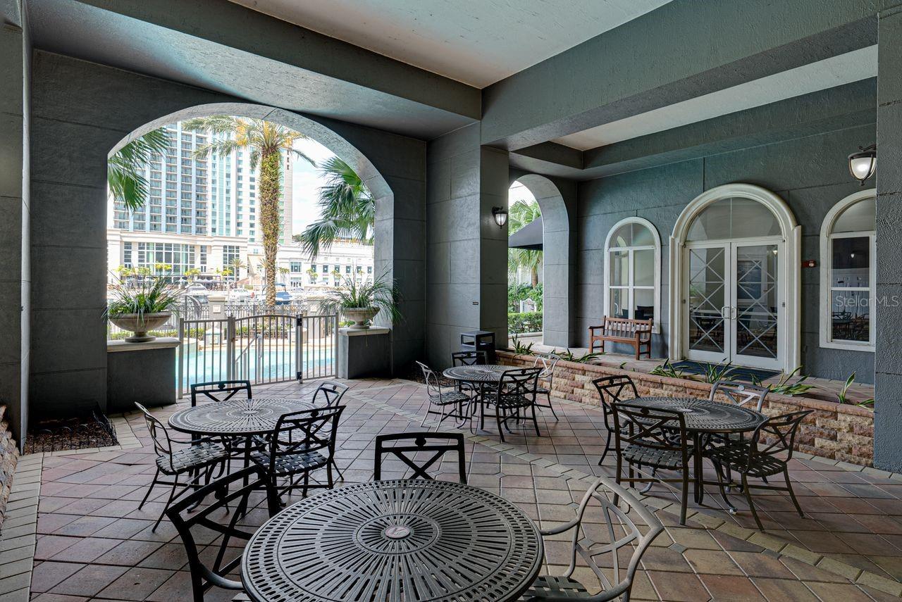 Image 49 of 66 For 700 Harbour Island Boulevard 204