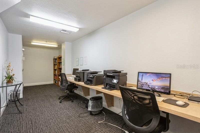 Image 60 of 66 For 700 Harbour Island Boulevard 204