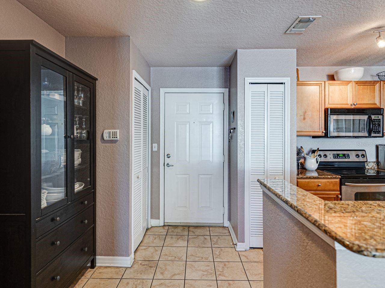 Image 7 of 66 For 700 Harbour Island Boulevard 204