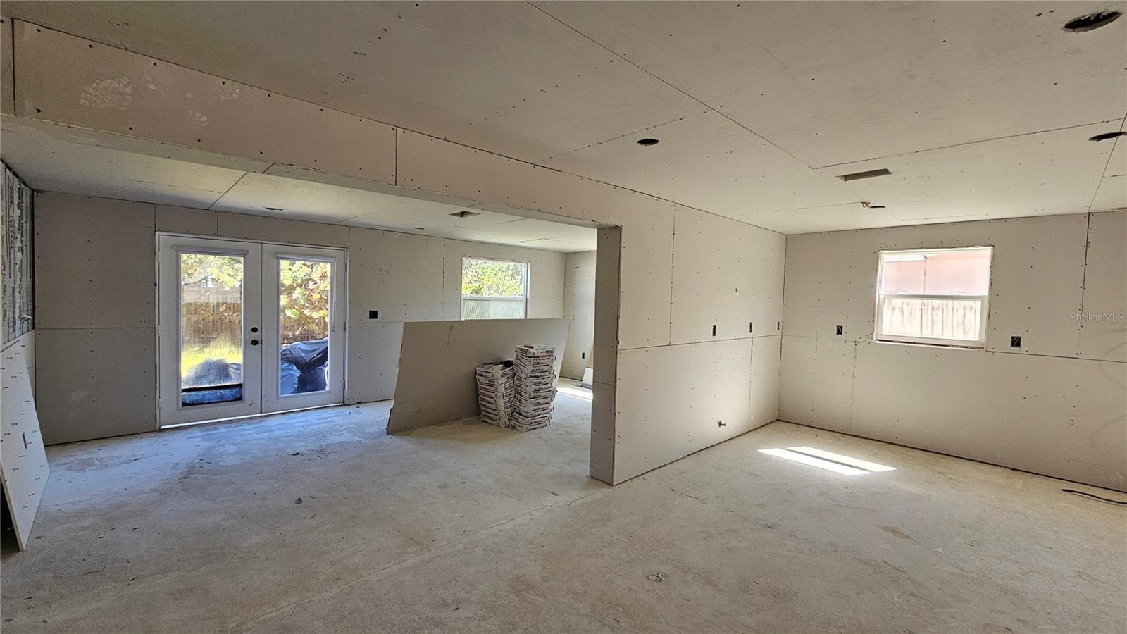 Image 10 of 58 For 5519 Denver Street Ne