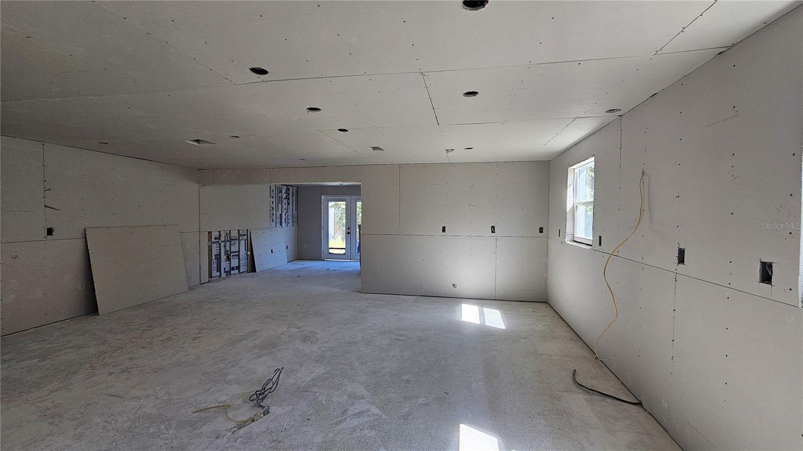 Image 13 of 58 For 5519 Denver Street Ne