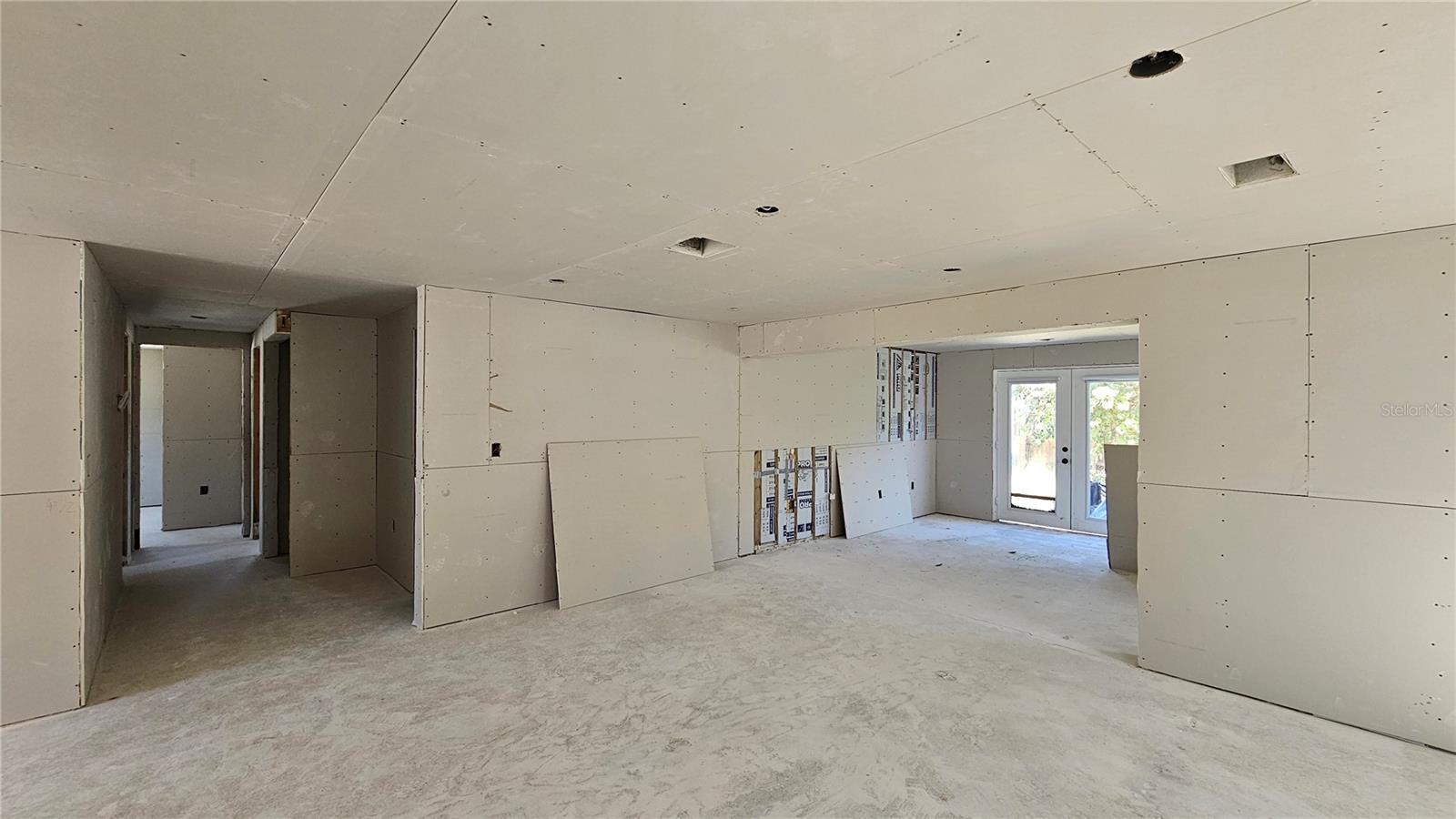 Image 14 of 58 For 5519 Denver Street Ne